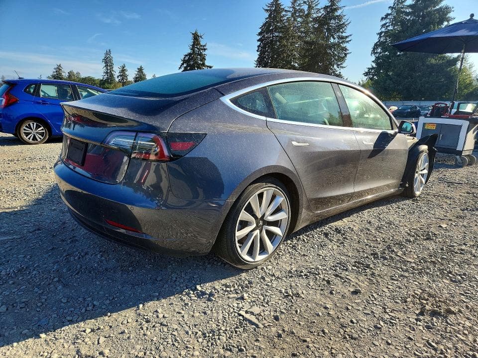 2020 TESLA MODEL 3 3