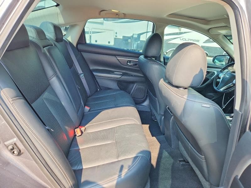 2017 NISSAN ALTIMA 3.5 SL 10