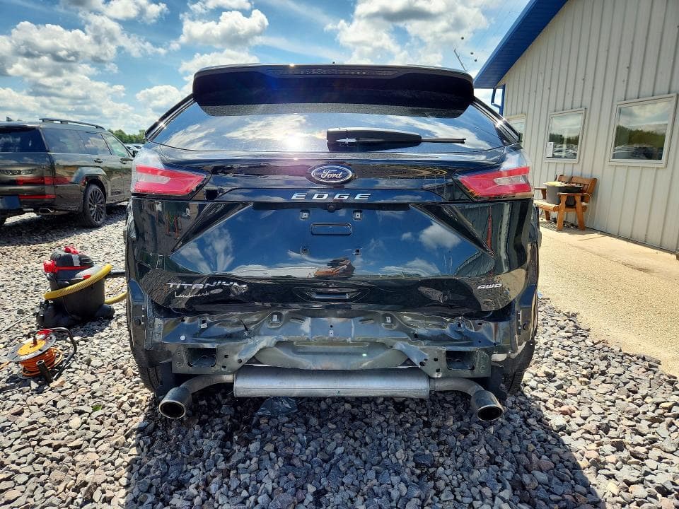 2023 FORD EDGE TITANIUM 6