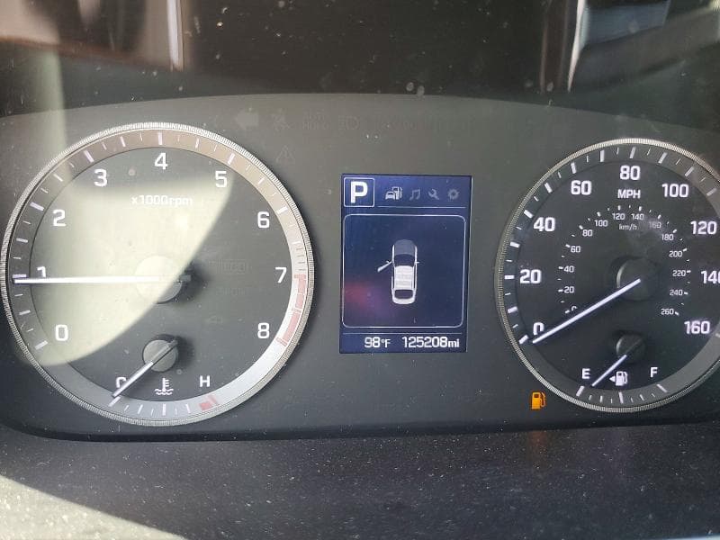 2017 HYUNDAI SONATA SE 9