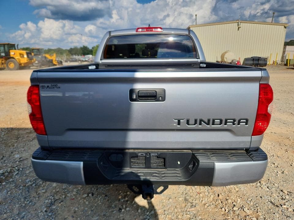2020 TOYOTA TUNDRA SR5 6