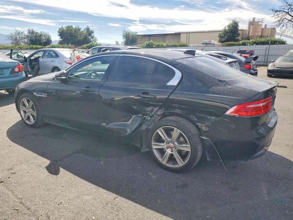 2017 JAGUAR XE PREMIUM 2