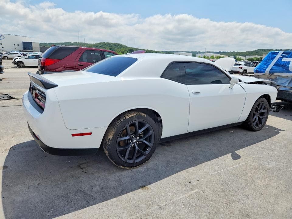 2021 DODGE CHALLENGER SXT 3