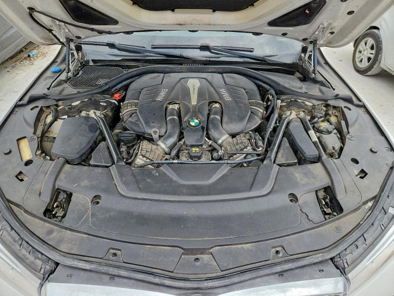 2017 BMW 750 I 11