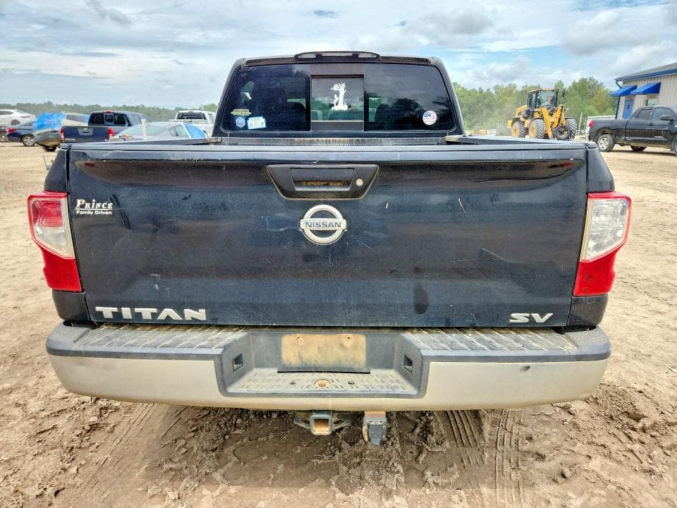 2017 NISSAN TITAN S 6