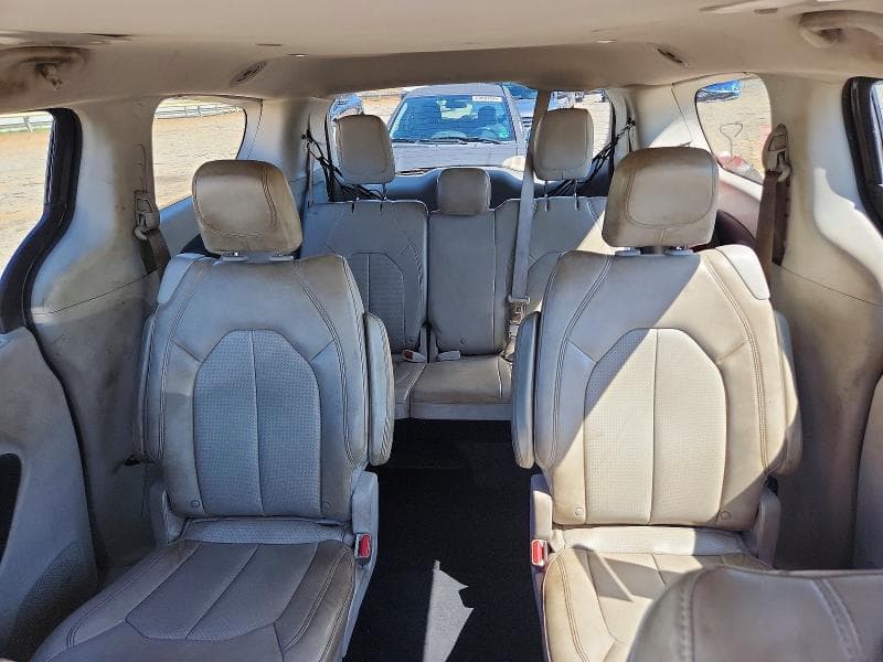 2021 CHRYSLER VOYAGER LXI 10
