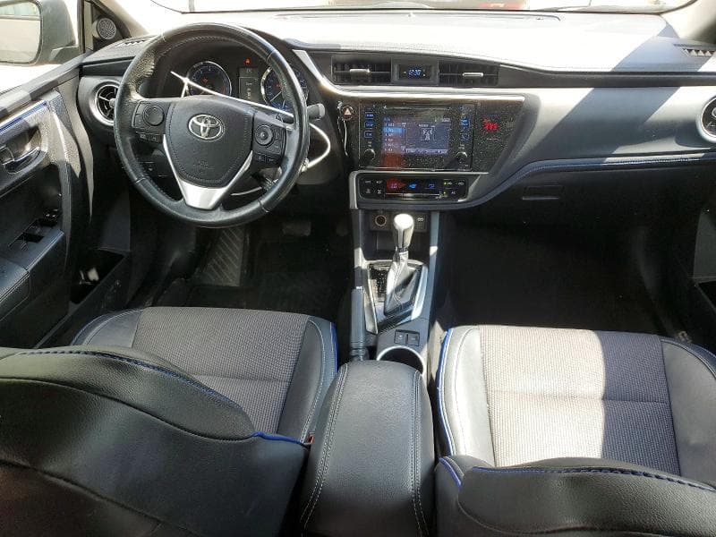 2018 TOYOTA COROLLA L 8