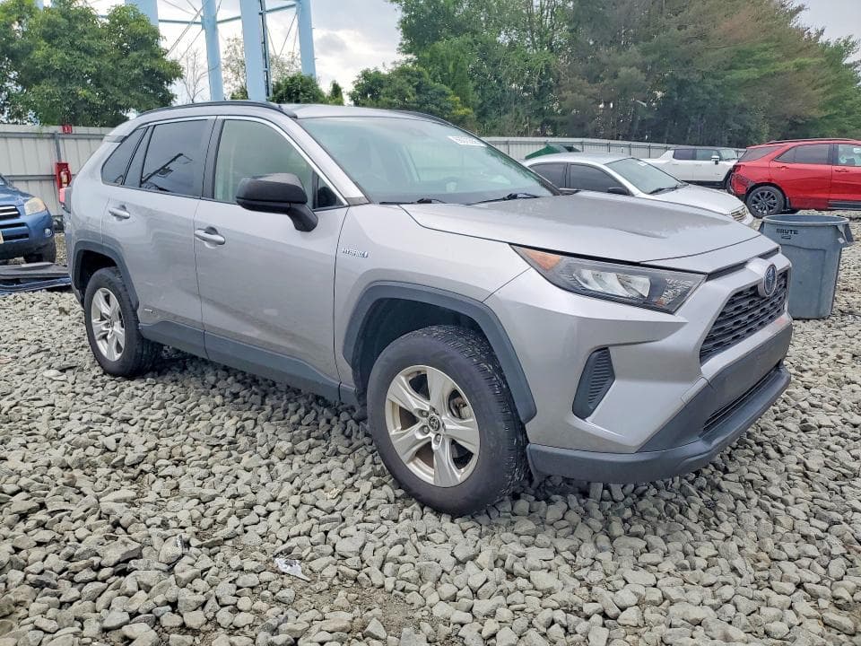 2021 TOYOTA RAV4 LE 4