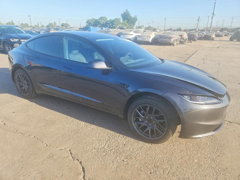 2025 TESLA MODEL 3 4