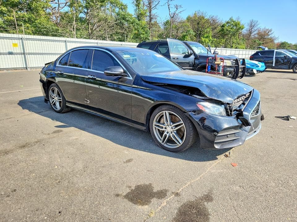 2017 MERCEDES-BENZ E 300 4MATIC 4