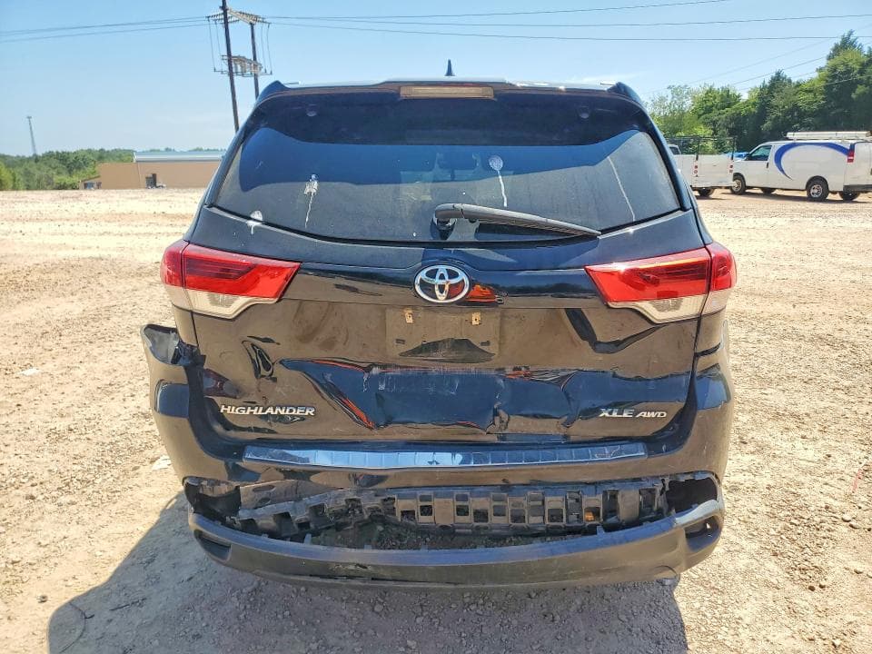 2019 TOYOTA HIGHLANDER XLE 6
