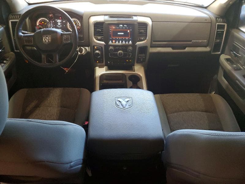 2019 RAM 1500 CLASSIC SLT 8