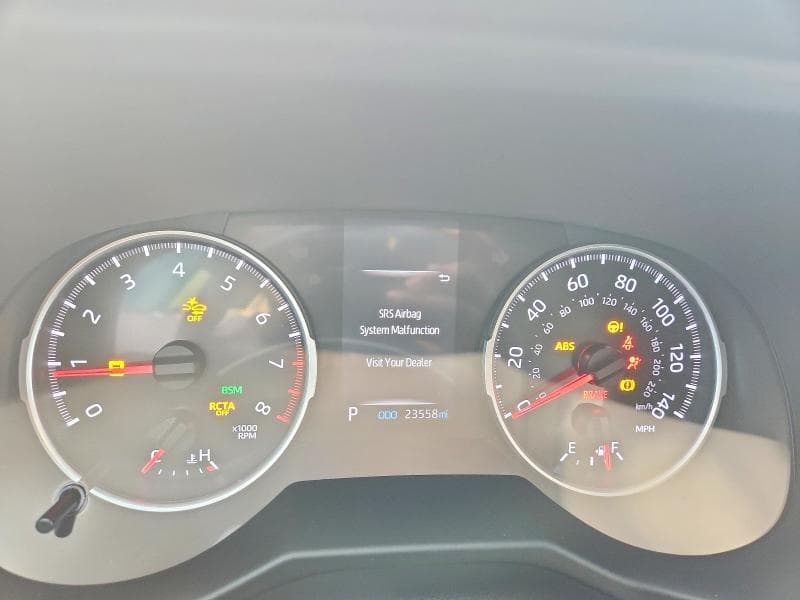 2019 TOYOTA RAV4 XLE PREMIUM 9