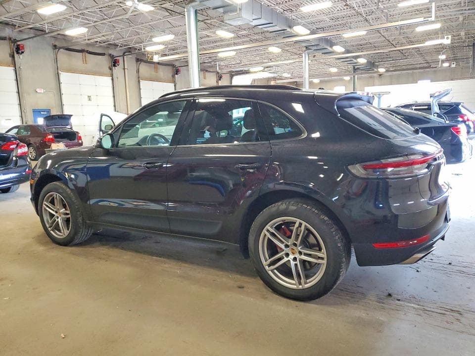2019 PORSCHE MACAN 2