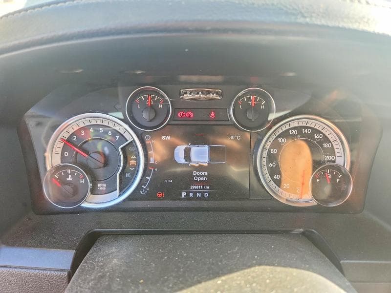 2017 RAM 1500 LARAMIE 9