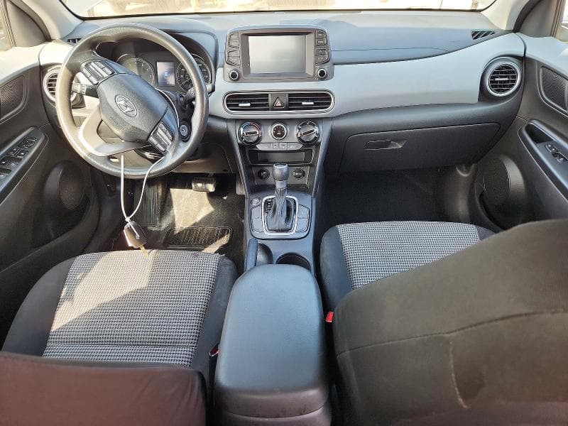2021 HYUNDAI KONA SE 8