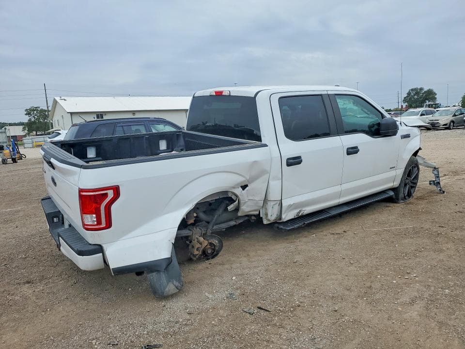 2017 FORD F150 SUPERCREW 3