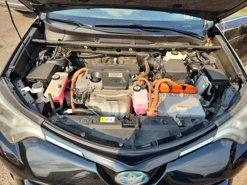 2017 TOYOTA RAV4 HYBRID XLE 12