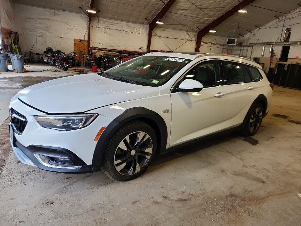 2018 BUICK REGAL TOURX ESSENCE