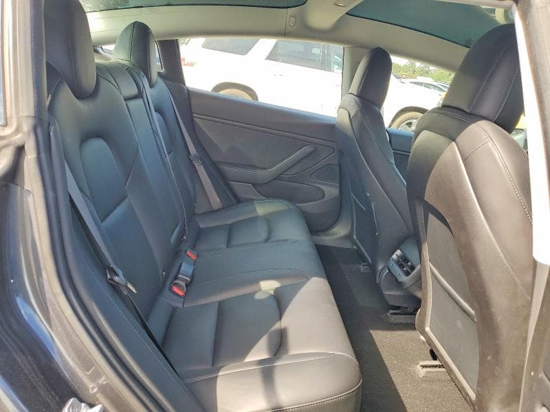 2018 TESLA MODEL 3 10