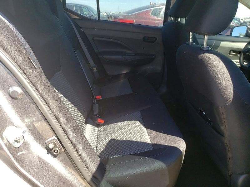 2023 NISSAN VERSA S 10