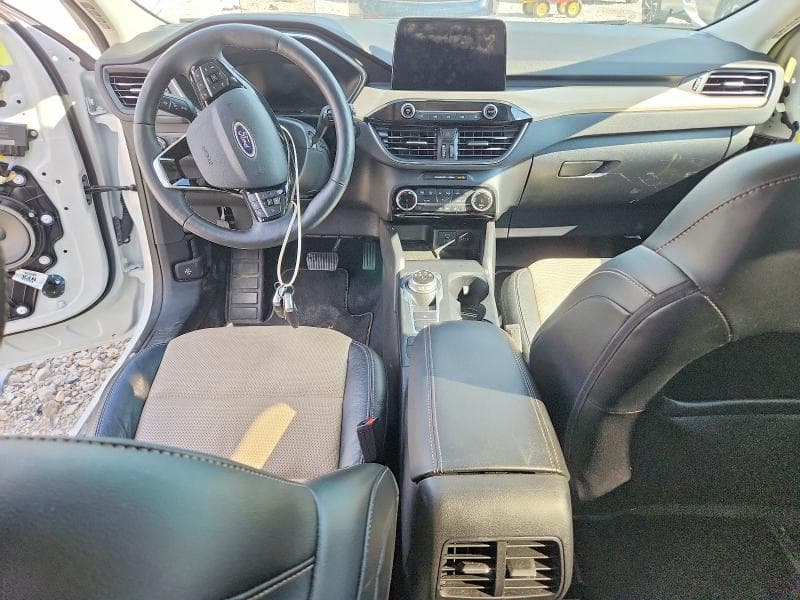 2022 FORD ESCAPE TITANIUM 8