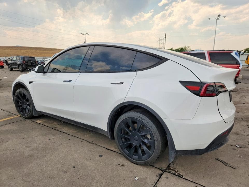 2023 TESLA MODEL Y 2