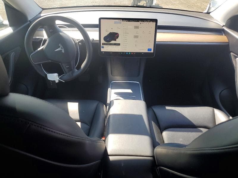 2021 TESLA MODEL Y 8