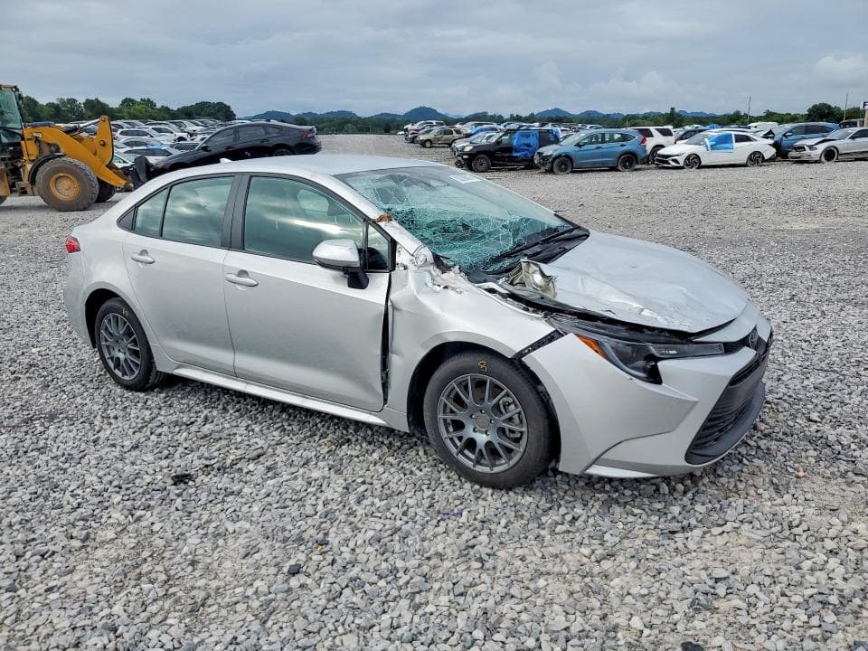 2025 TOYOTA COROLLA LE 4
