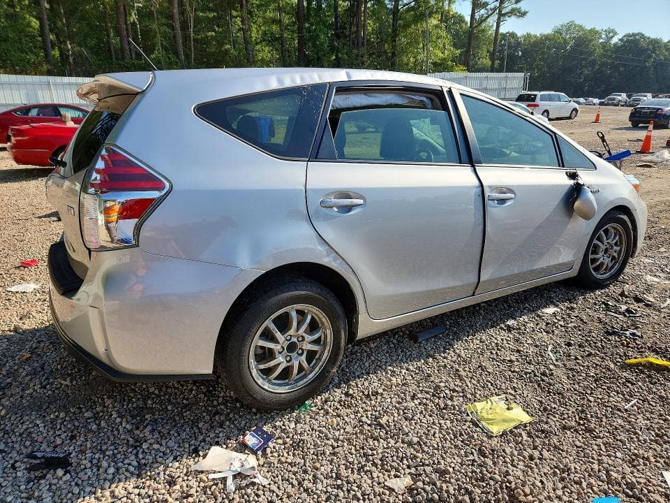 2017 TOYOTA PRIUS V THREE 3