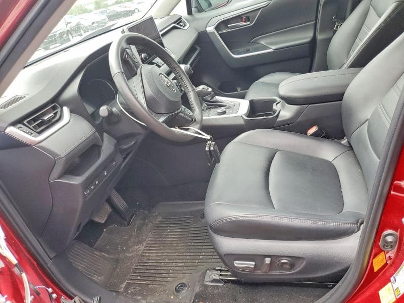 2023 TOYOTA RAV4 XLE PREMIUM 7