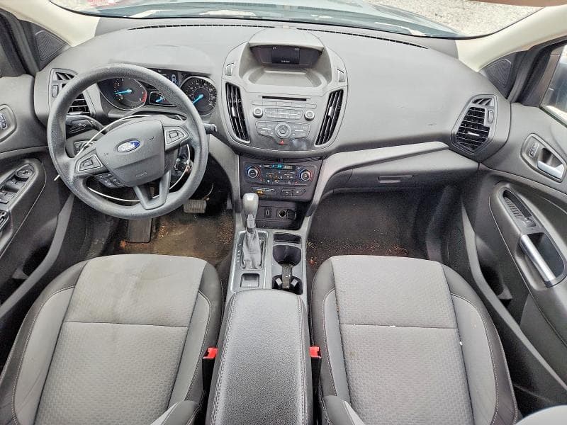 2017 FORD ESCAPE SE 8
