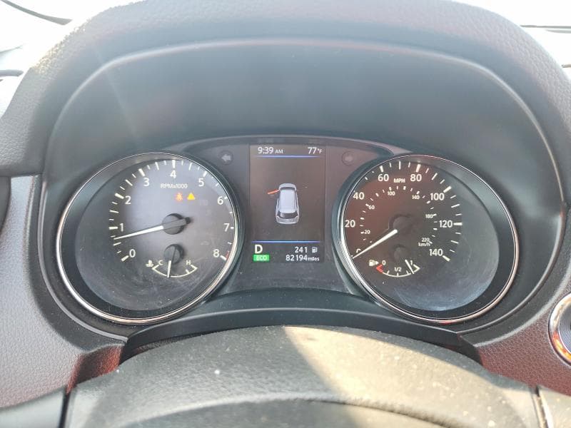 2018 NISSAN ROGUE SV 9