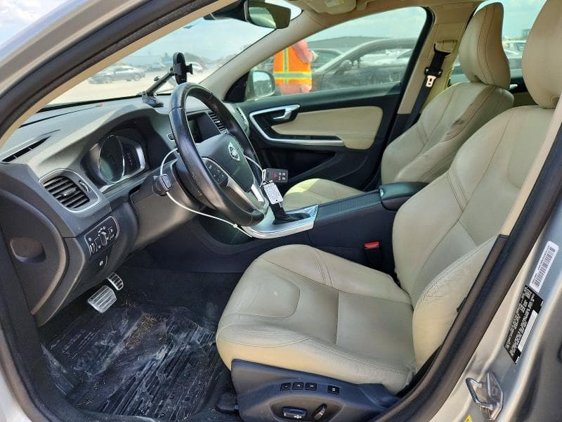 2017 VOLVO S60 7