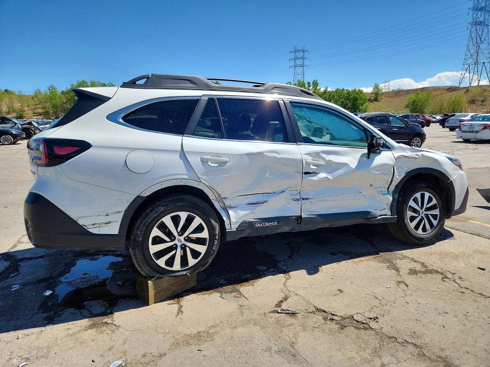 2022 SUBARU OUTBACK PREMIUM 3