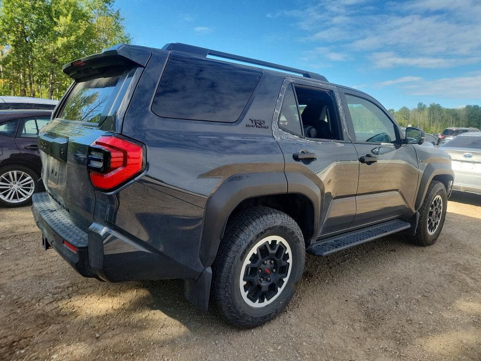 2025 TOYOTA 4RUNNER SR5 3