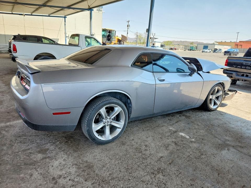 2018 DODGE CHALLENGER SXT 3