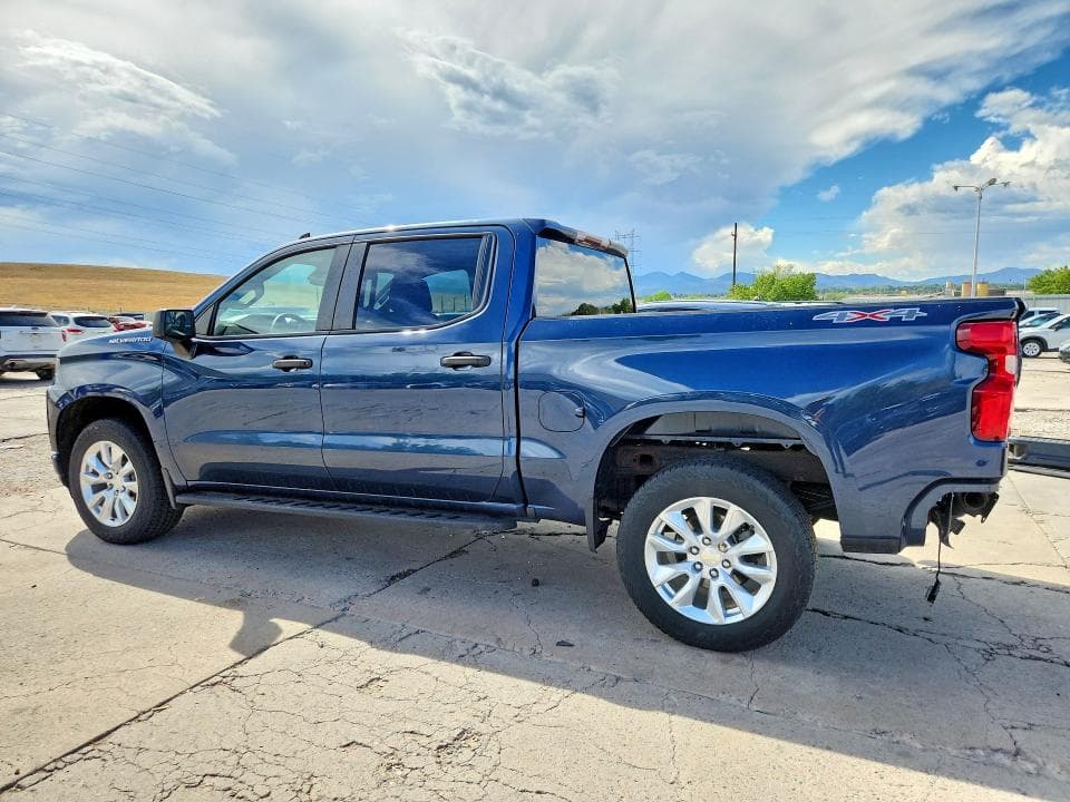 2021 CHEVROLET SILVERADO K1500 CUSTOM 2