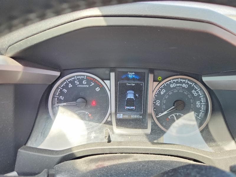 2022 TOYOTA TACOMA SR5 V6 9