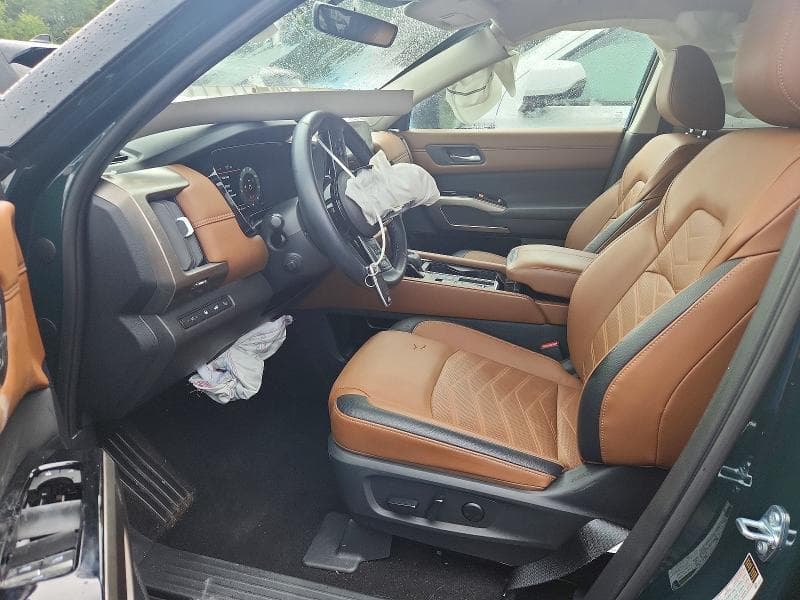 2025 NISSAN PATHFINDER PLATINUM 7