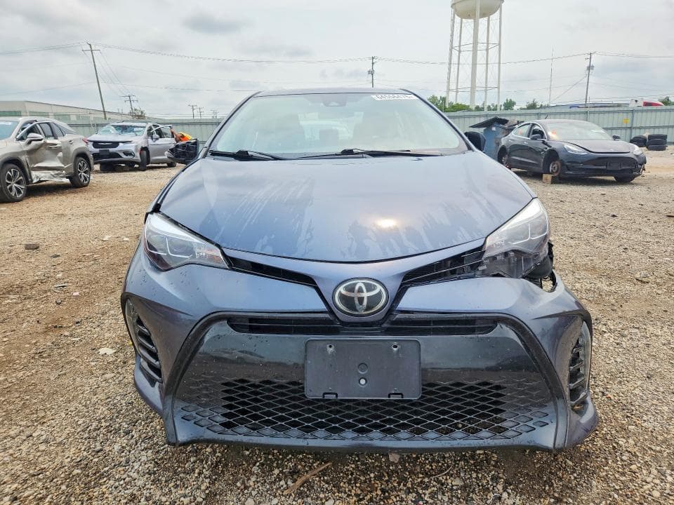 2017 TOYOTA COROLLA SE 5