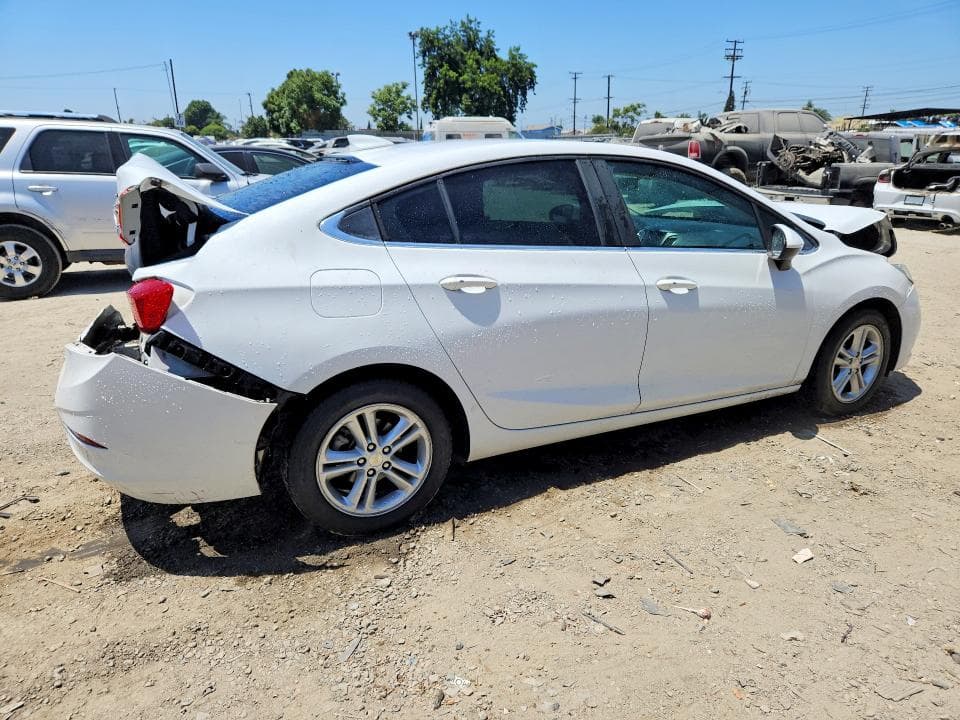 2017 CHEVROLET CRUZE LT 3