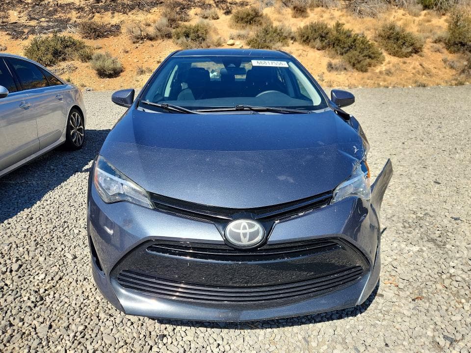 2017 TOYOTA COROLLA LE 5