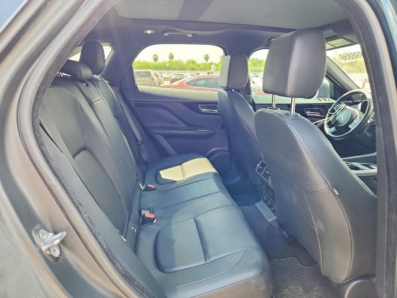 2017 JAGUAR F-PACE PREMIUM 10