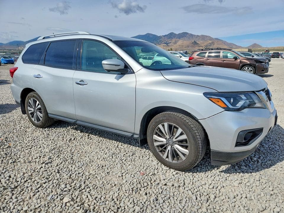 2017 NISSAN PATHFINDER SL 4