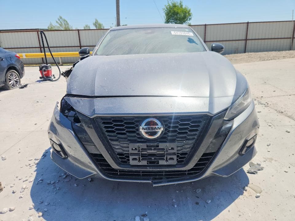 2022 NISSAN ALTIMA SR 5