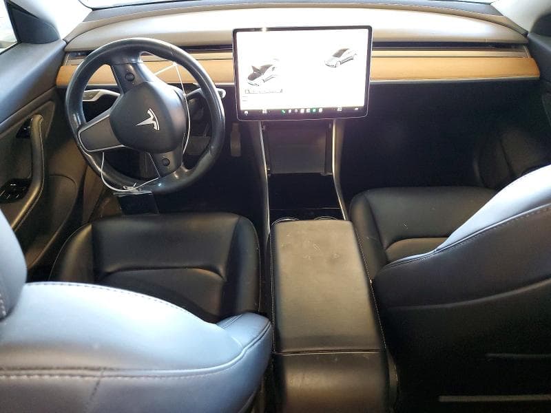 2018 TESLA MODEL 3 8