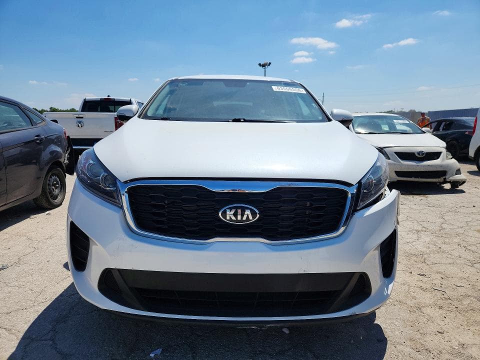 2020 KIA SORENTO S 5