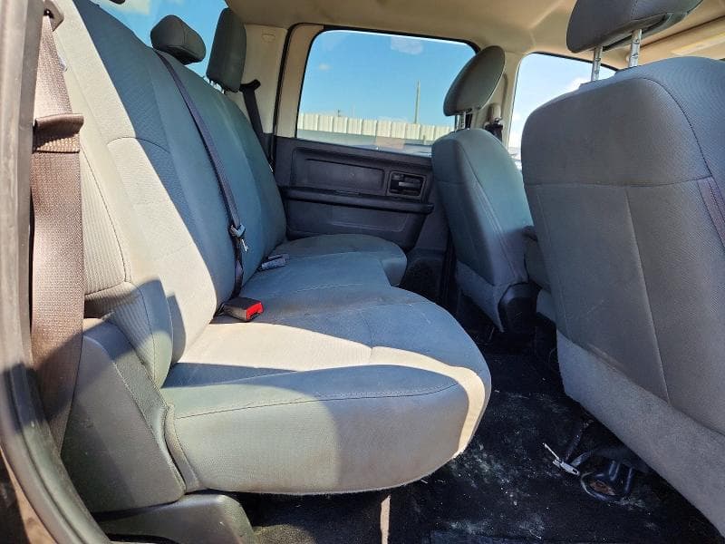 2017 RAM 1500 ST 10
