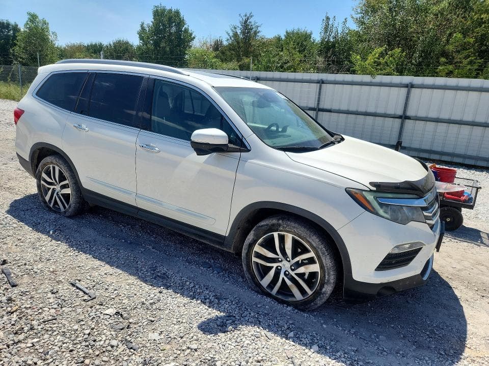 2017 HONDA PILOT TOURING 4
